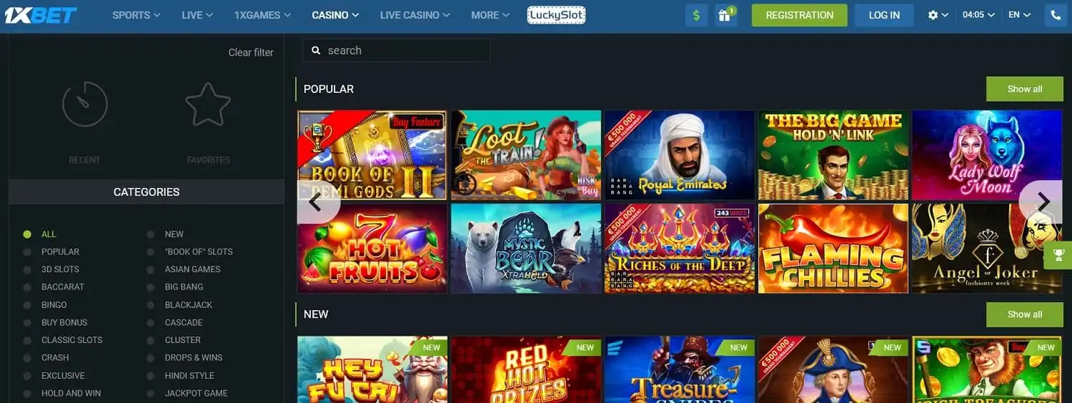 Casino 1xBet промо баннер приветственного бонуса на слоты упоминание промокода и вход через мобильное приложение